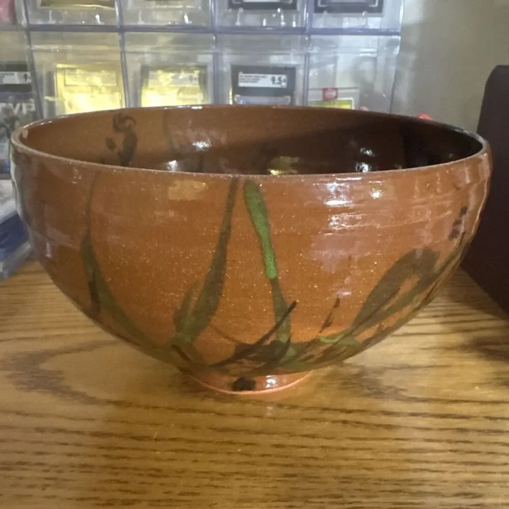 Stephen Rodriguez New Haven CT Signed Studio Stoneware Brown Glossy Serving Bowl